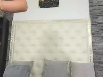 _sirine_ – webcam model profile photo Image 15