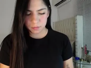 miaagomez – webcam model profile photo Image 3