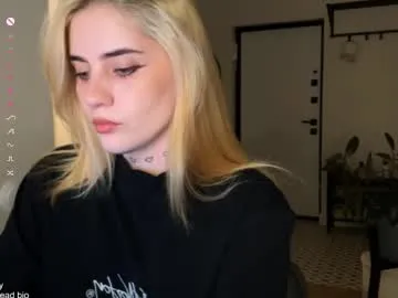 t_tragedienne – webcam model profile photo Image 19