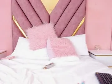 hakxram – webcam model profile photo Image 2