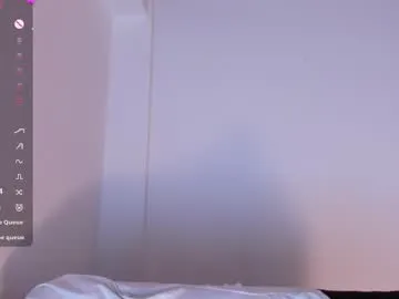 lilith_blond – webcam model profile photo Image 17