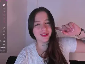 lilith_blond – webcam model profile photo Image 19