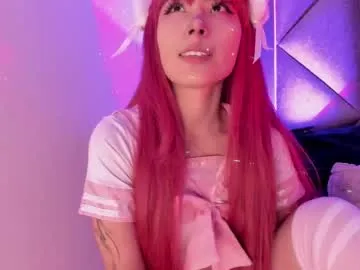 _lovly – webcam model profile photo Image 6