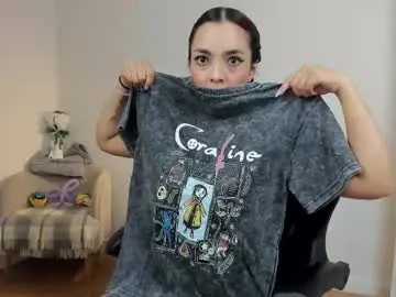 luminaya – webcam model profile photo Image 7