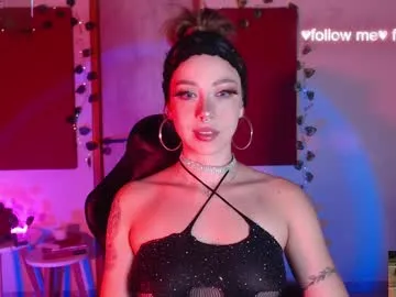 crimsonkitten – webcam model profile photo Image 16