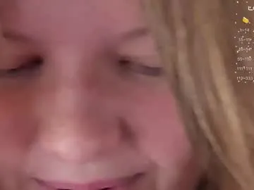 informal_ – webcam model profile photo Image 7