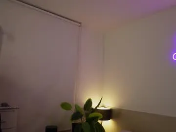 flordauro – webcam model profile photo Image 2