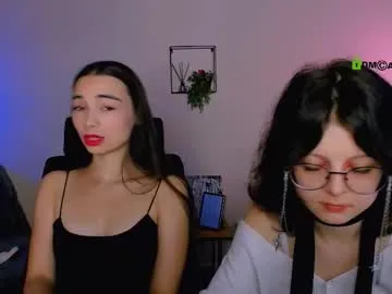 goldenjoi – webcam model profile photo Image 3