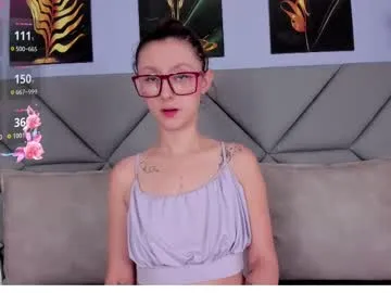 mon1_day – webcam model profile photo Image 18