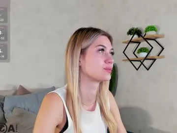 bella_faith – webcam model profile photo Image 11