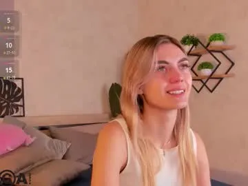 bella_faith – webcam model profile photo Image 14