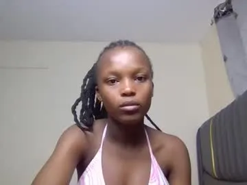 ellyl – webcam model profile photo Image 18