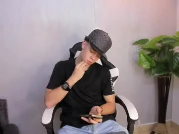 lonadejonge – webcam model profile photo Image 11