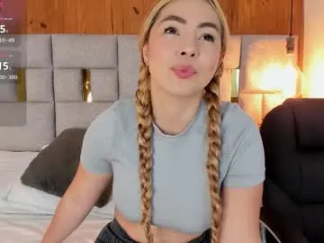 sladkoezka – webcam model profile photo Image 11