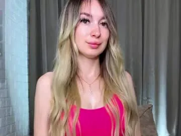 lisa_art – webcam model profile photo Image 17