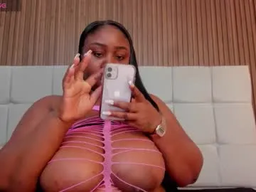 anyarayne – webcam model profile photo Image 13