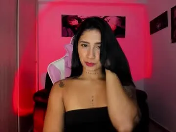 phoebepaw – webcam model profile photo Image 18