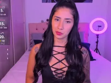 phoebepaw – webcam model profile photo Image 5