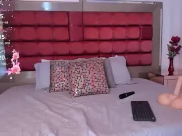 sigmasian – webcam model profile photo Image 4