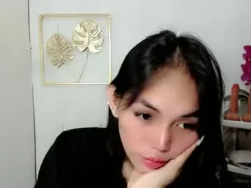 mecc2c – webcam model profile photo Image 18