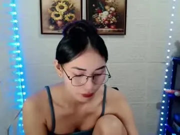 adrian_torres – webcam model profile photo Image 7