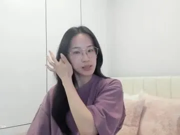 informal_ – webcam model profile photo Image 4