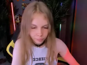 kaylaaaa111 – webcam model profile photo Image 8