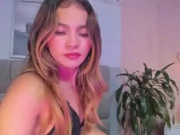 phoebepaw – webcam model profile photo Image 10