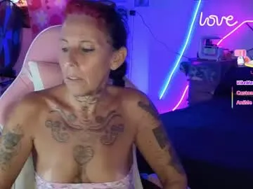 69littlebig69 – webcam model profile photo Image 6