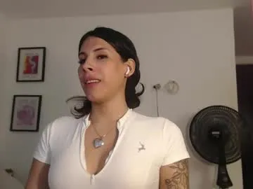 evymiuu – webcam model profile photo Image 17