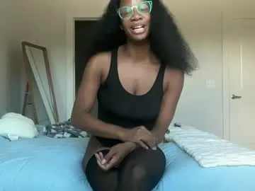 miss_ema_divine – webcam model profile photo Image 18