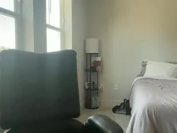 miss_ema_divine – webcam model profile photo Image 6