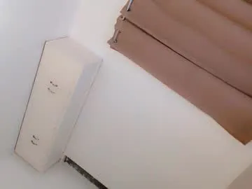 lanie__ – webcam model profile photo Image 4