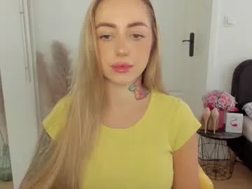 merrilyn – webcam model profile photo Image 5