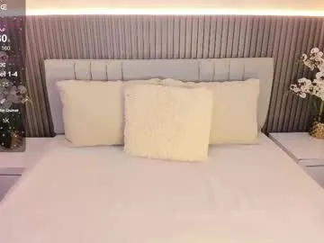 zeannalicious – webcam model profile photo Image 4