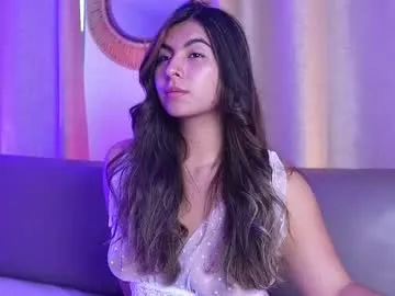 lucyrait – webcam model profile photo Image 11