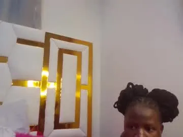 selene_110 – webcam model profile photo Image 13