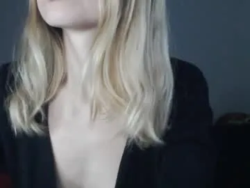 merrilyn – webcam model profile photo Image 3