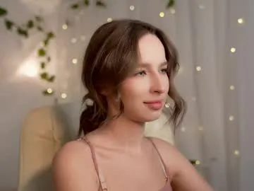 kalisa_pearl – webcam model profile photo Image 9