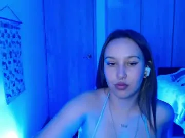 lustyaura – webcam model profile photo Image 8
