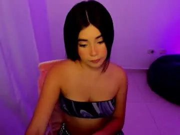phoebepaw – webcam model profile photo Image 3