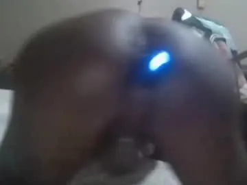 milly_shy – webcam model profile photo Image 14