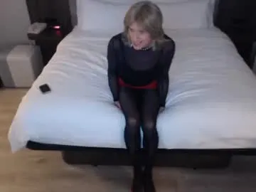 lanie__ – webcam model profile photo Image 2