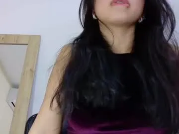 DayannaCold – webcam model profile photo Image 2