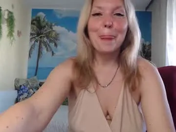 misssweettie – webcam model profile photo Image 11