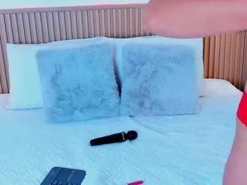 sigmasian – webcam model profile photo Image 9