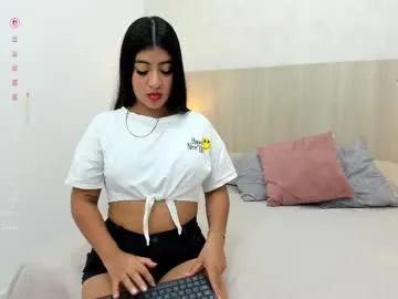 martinaguzmann – webcam model profile photo Image 11