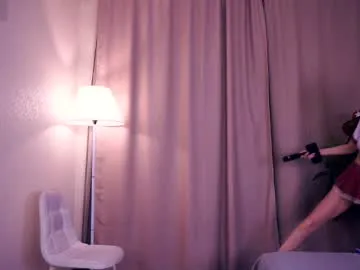 angels_kiss – webcam model profile photo Image 18