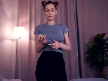 angels_kiss – webcam model profile photo Image 8