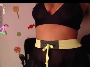 hottiepinay21 – webcam model profile photo Image 16